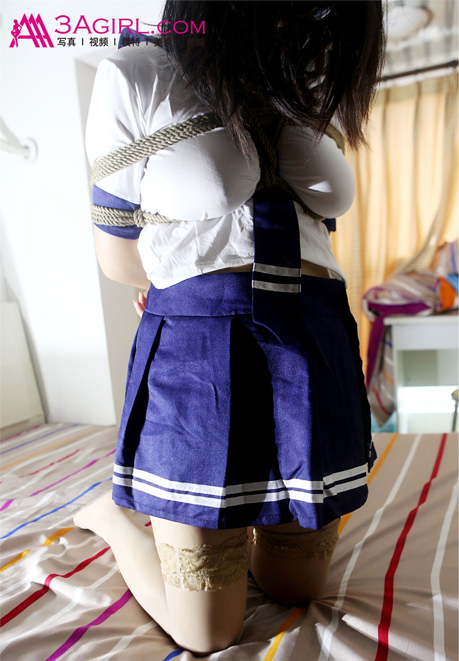 [3agirl] 2015-01-23 meishuguan - msg.019: uniform binding