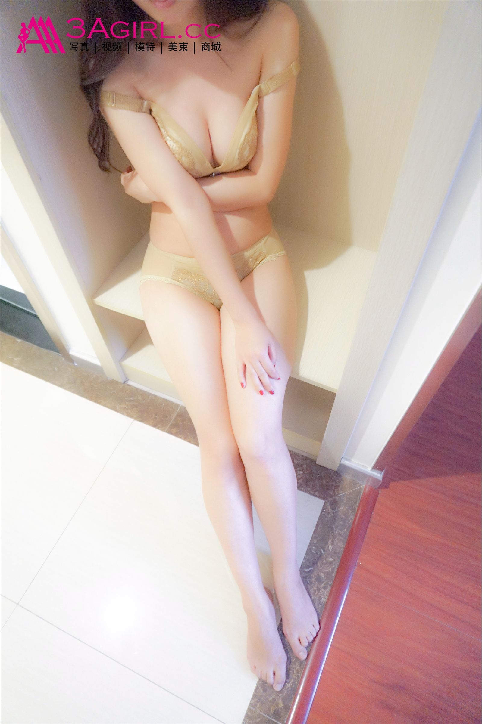 [3Agirl] 2016.04.17 No.551 AAA女郎 小家碧玉：月亮