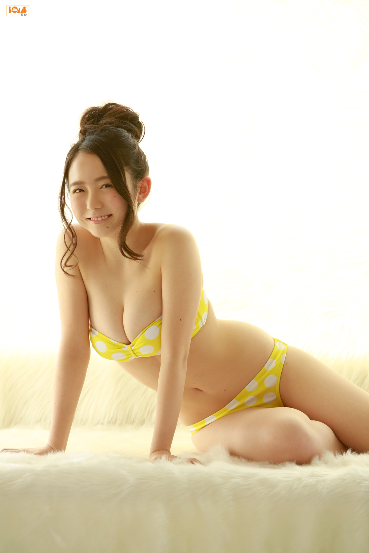 [ BOMB.tv ]April 2015, yukami Nakano