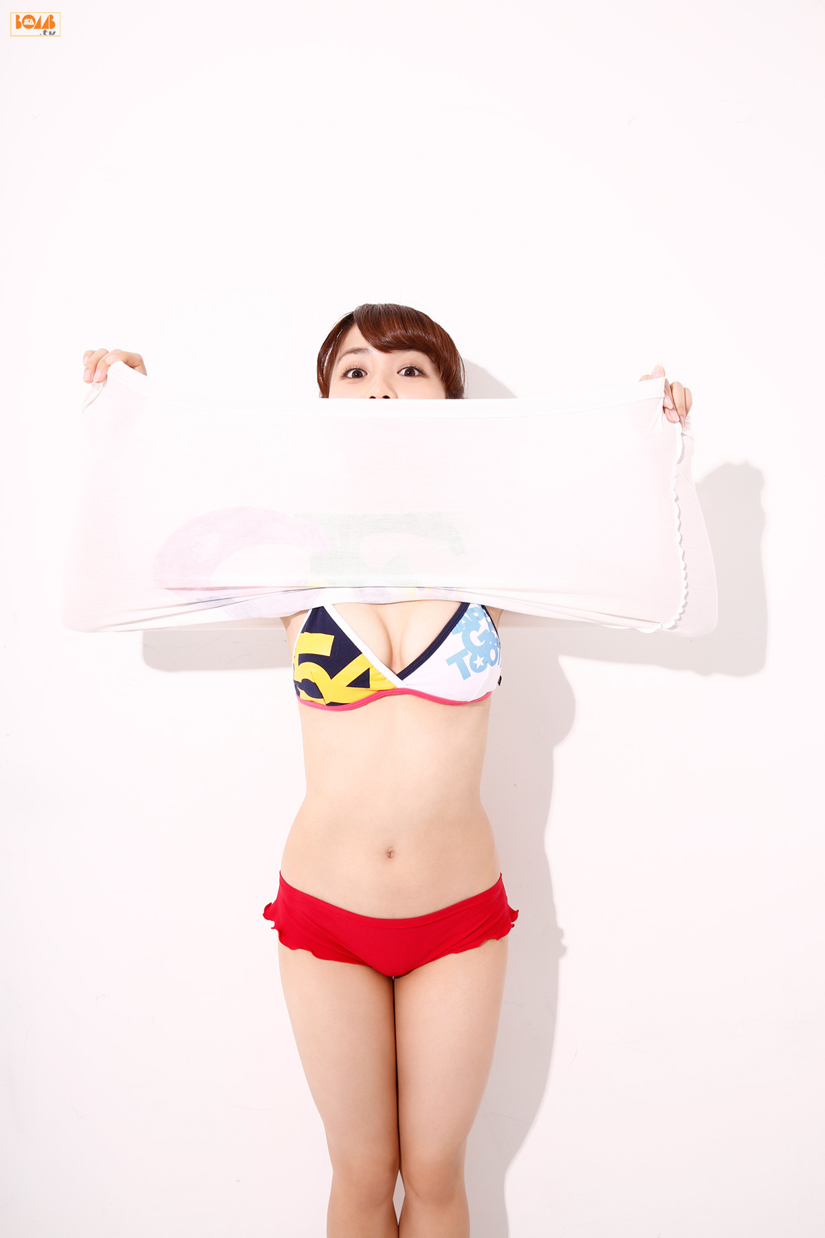 [ Bomb.tv May 15, 2015 gravure channel oto okunaka Okubo maiko!