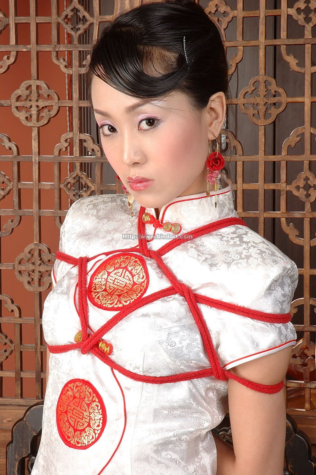 [Bindart美束] 高清捆绑美女写真 2006-08-01