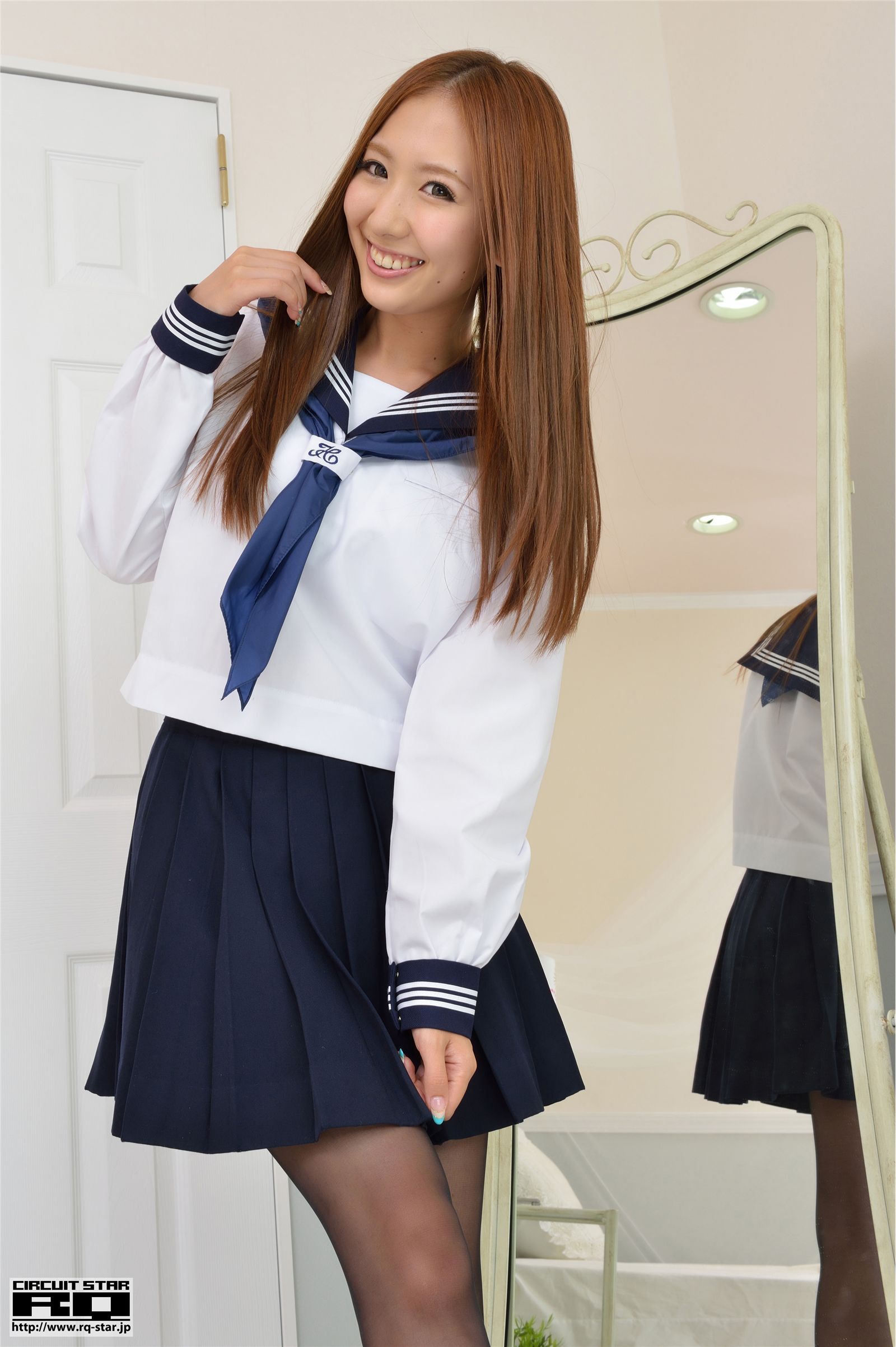 [RQ-STAR]2015.04.27 NO.00995 Yui Iwasaki 岩崎由衣 School Girl