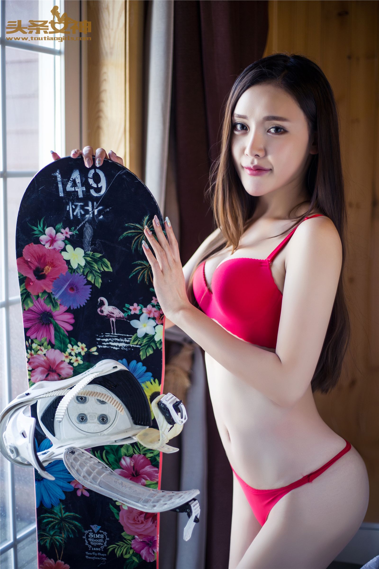 [toutiaogirls headline goddess] 2016-08-20 snowhouse bikini Zhaoyan