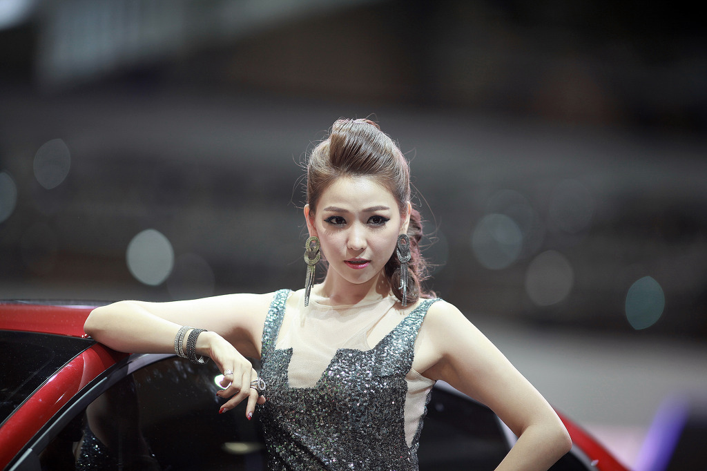 South Korean model goddess Li Enhui 2014 Busan International Auto Show atlas package 1