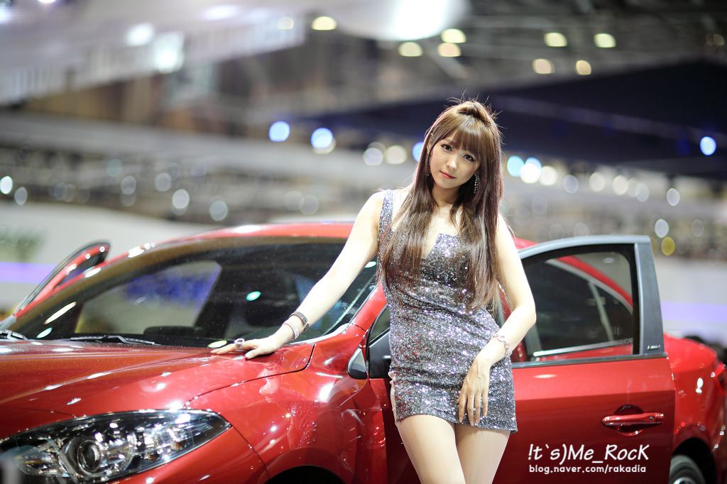 South Korean model goddess Li Enhui 2014 Busan International Auto Show atlas package 1