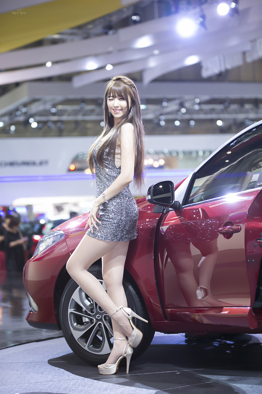 South Korean model goddess Li Enhui 2014 Busan International Auto Show atlas package 1