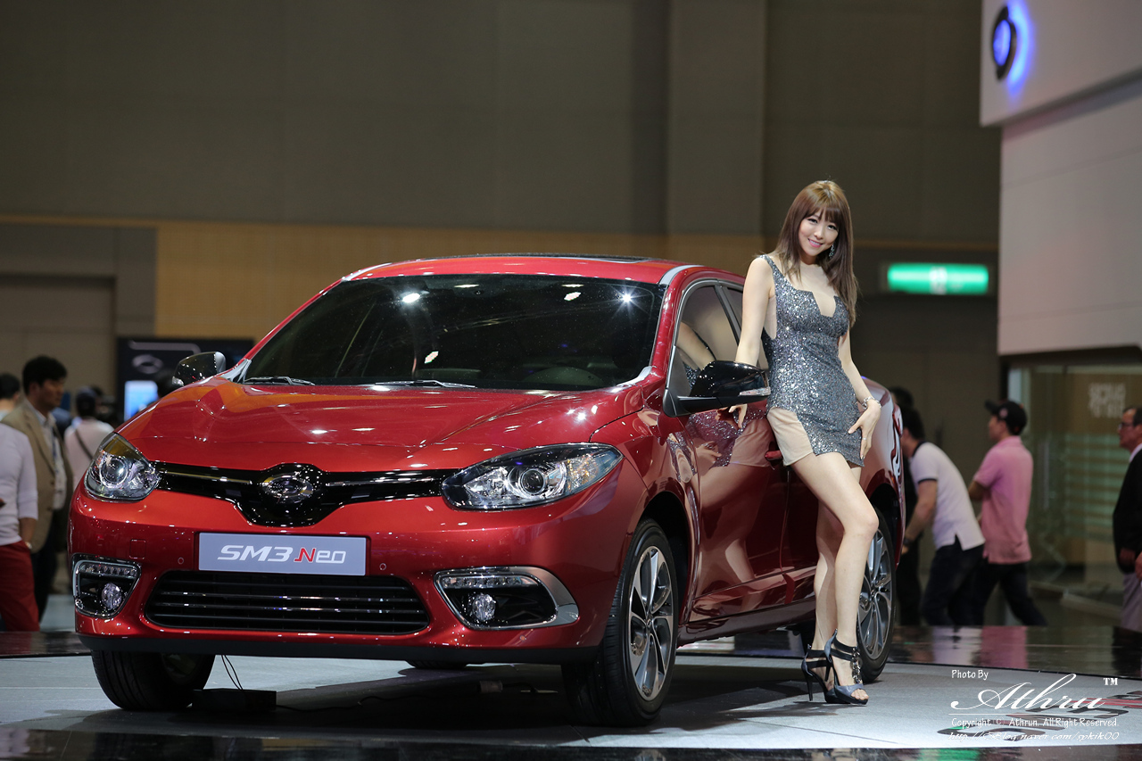 South Korean model goddess Li Enhui 2014 Busan International Auto Show atlas package 3