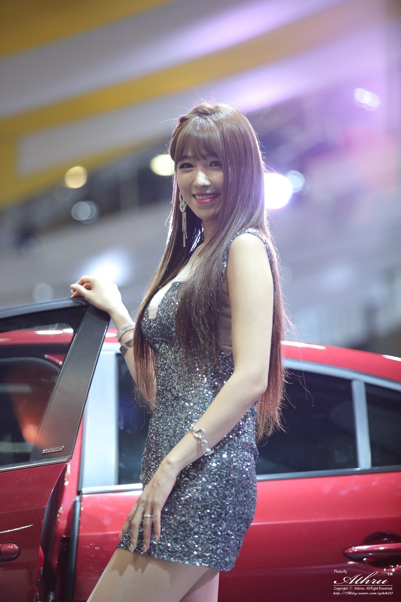 South Korean model goddess Li Enhui 2014 Busan International Auto Show atlas package 3