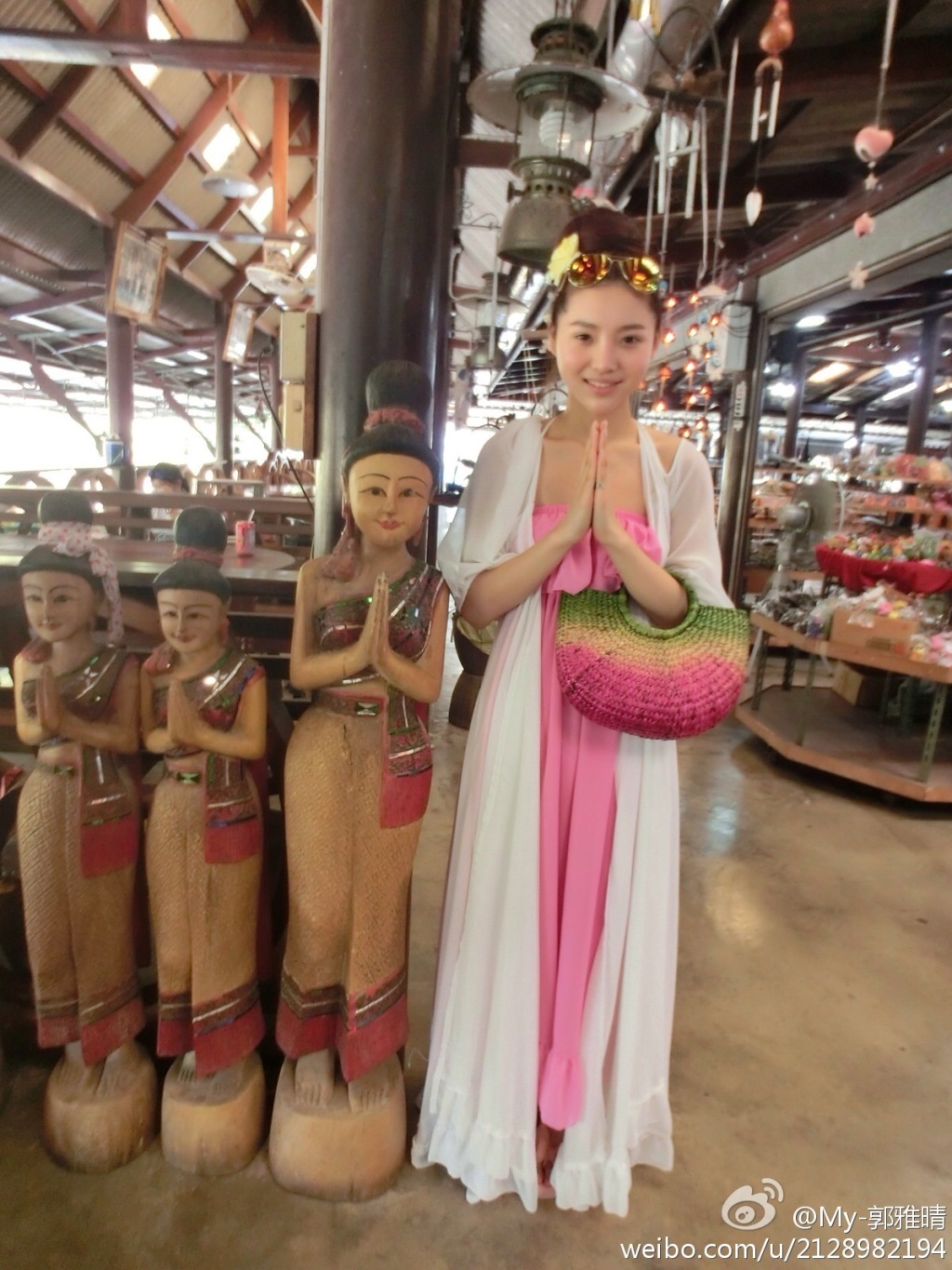 34d slim waist and long legs - photo of Guo Qingqing's private house