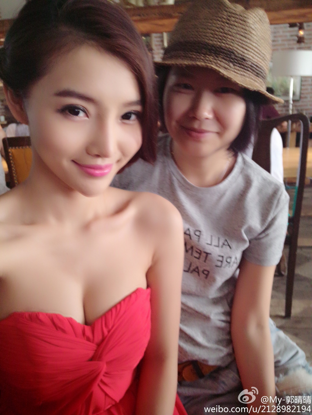 34d slim waist and long legs - photo of Guo Qingqing's private house