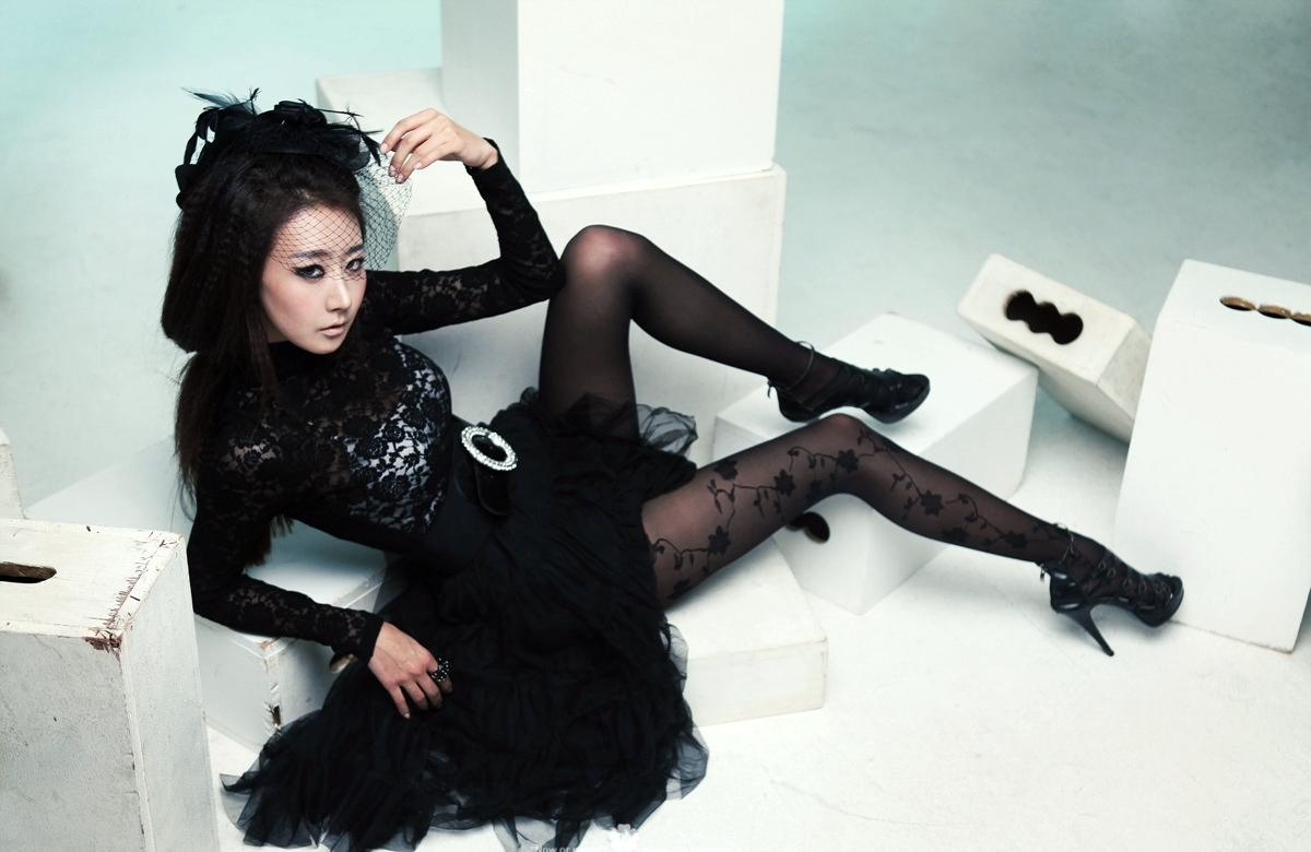 Korean black silk legs -- the ultimate beauty