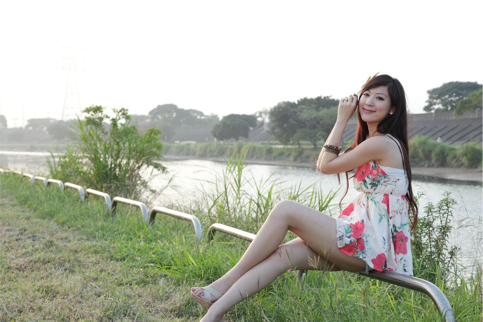 Taiwan Guoguang help assistant host beauty Wei Wei