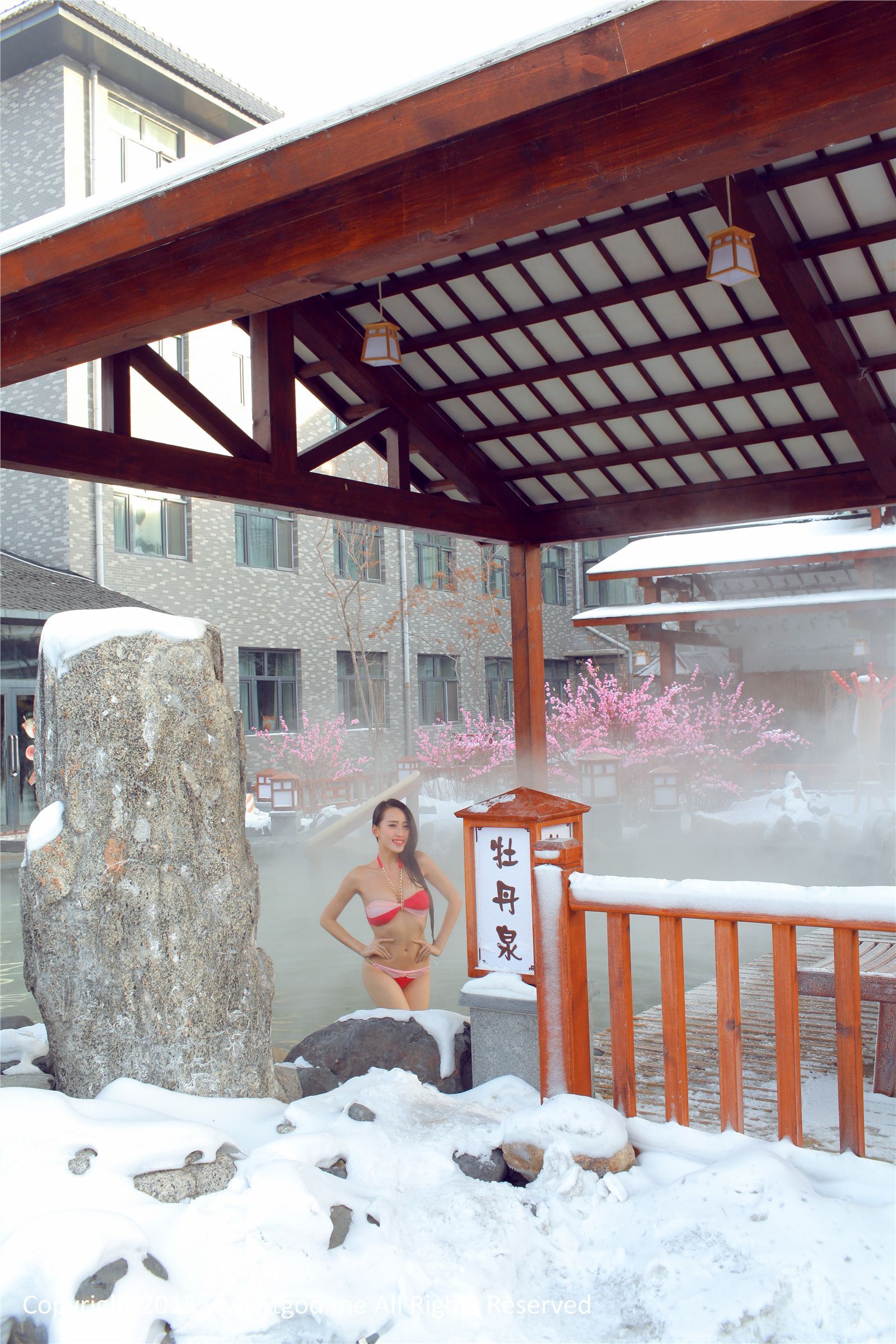 [tgod push goddess] on April 30, 2015, goddess drives to Daqing Lindian north country hot spring Luo WANYING