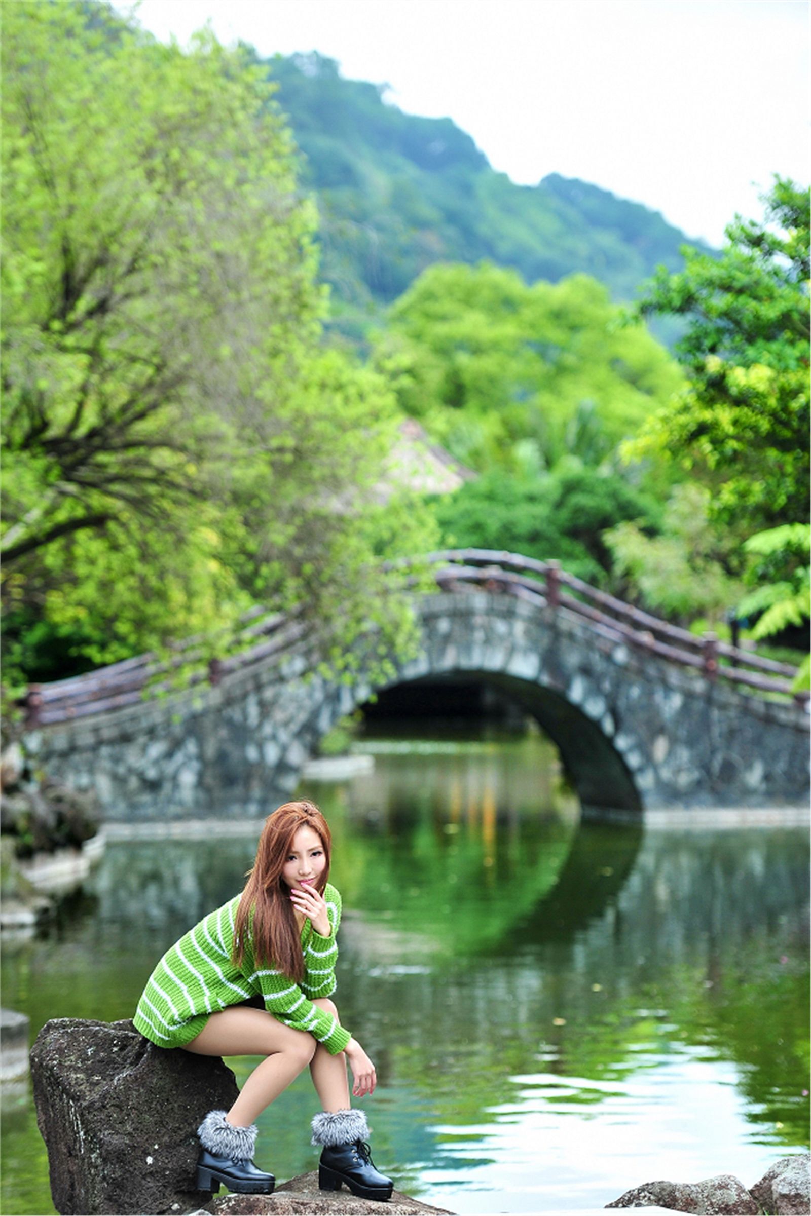 台湾清纯美女-艾米 双溪公园外拍