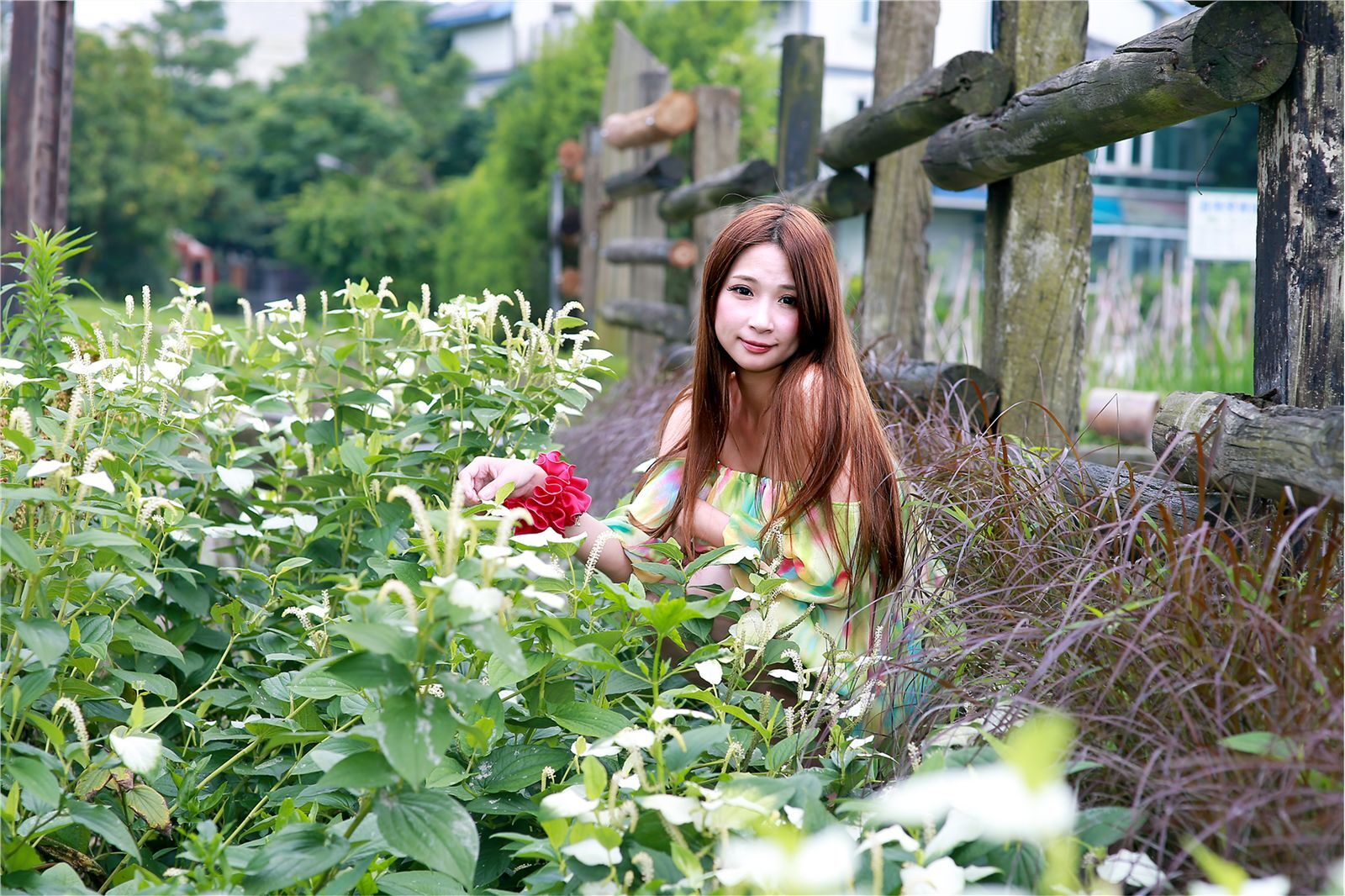 台湾性感美女林小芭 春游踏青外拍