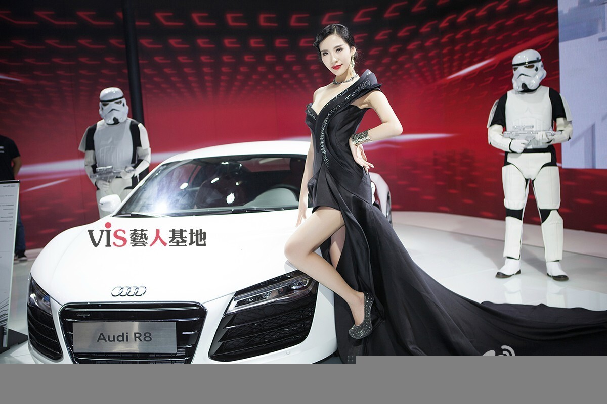 A new generation of sexy car model, Han Panpan