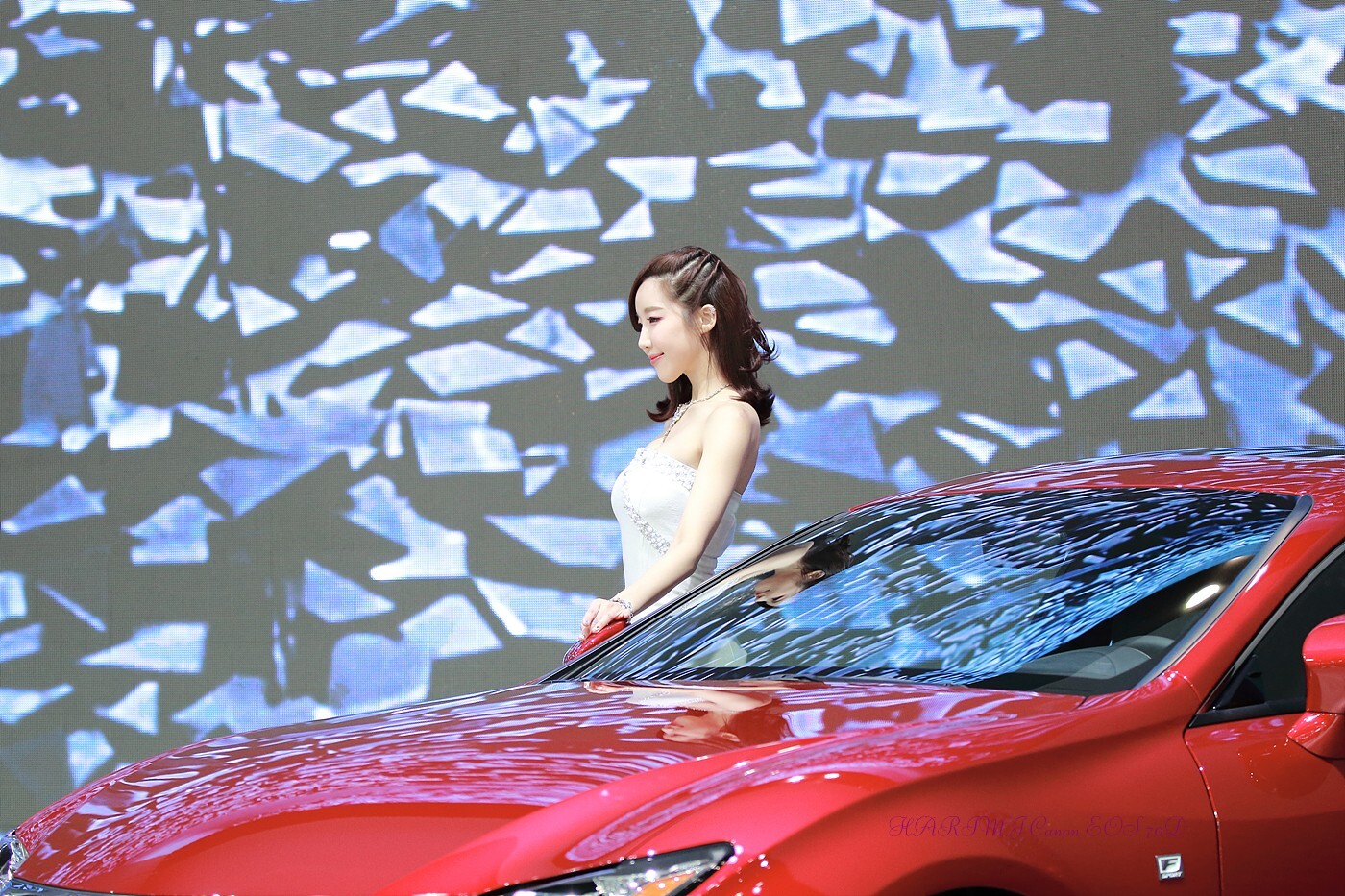 2015 Korea international auto show beautiful car model Jin Yaran