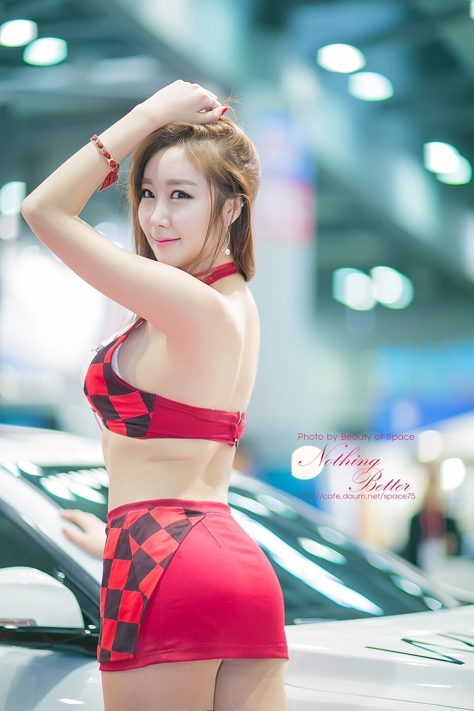 2015 Korea international auto show beautiful car model Jin Yaran