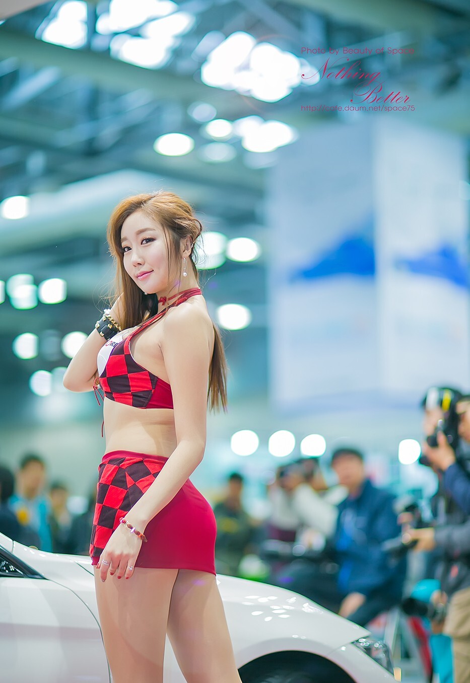 2015 Korea international auto show beautiful car model Jin Yaran