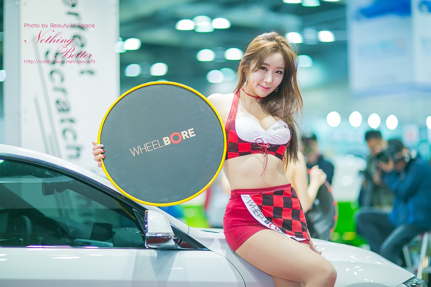 2015 Korea international auto show beautiful car model Jin Yaran