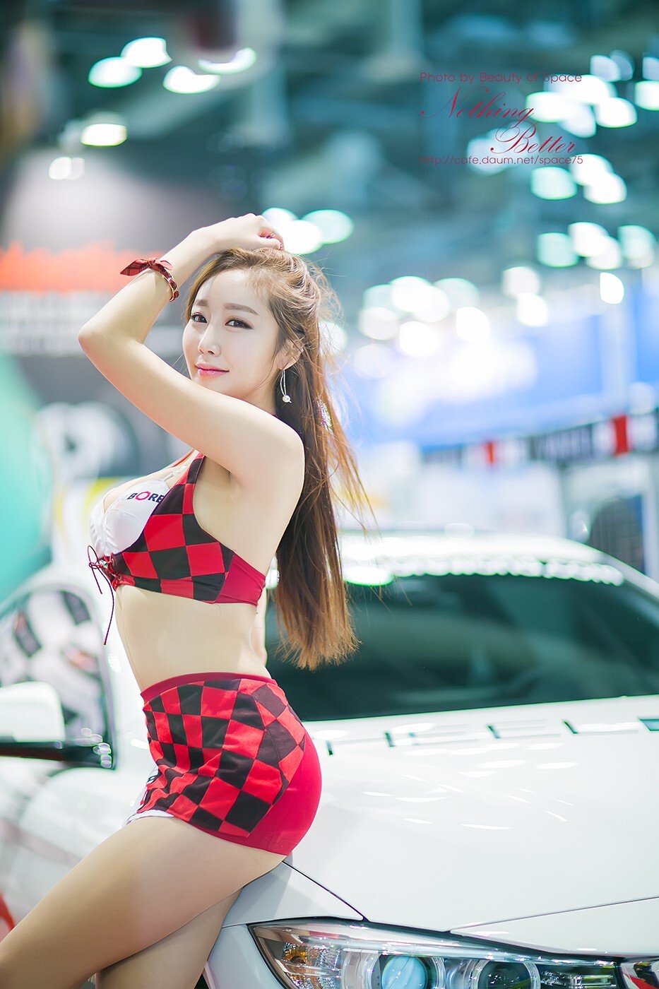 2015 Korea international auto show beautiful car model Jin Yaran