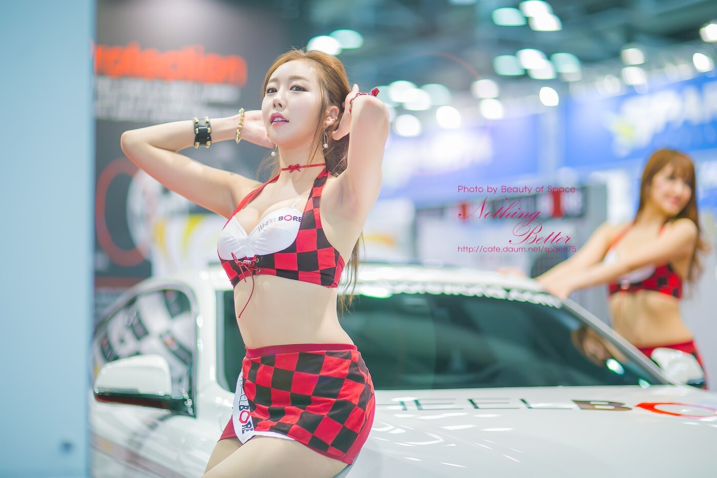 2015 Korea international auto show beautiful car model Jin Yaran