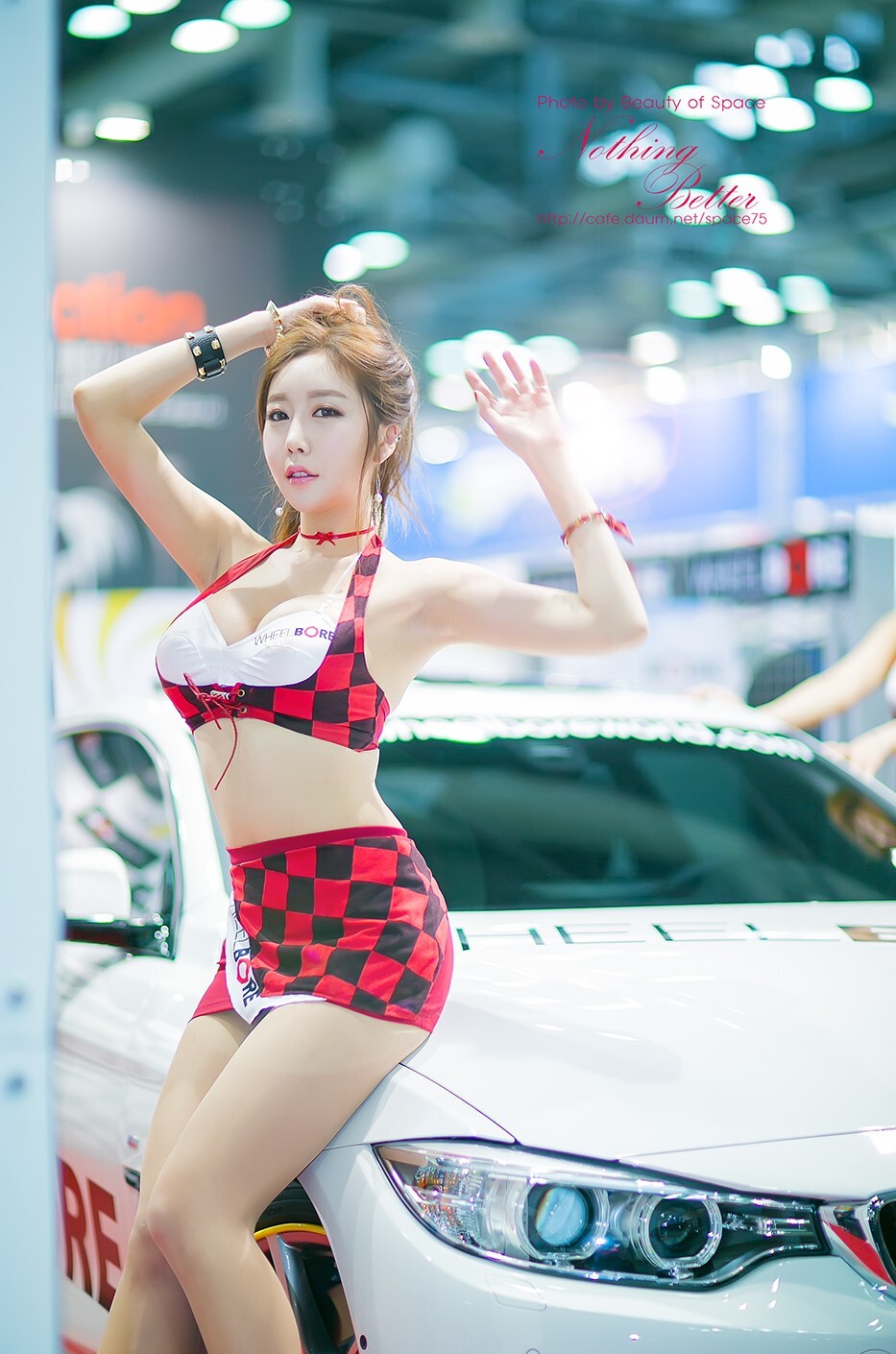 2015 Korea international auto show beautiful car model Jin Yaran