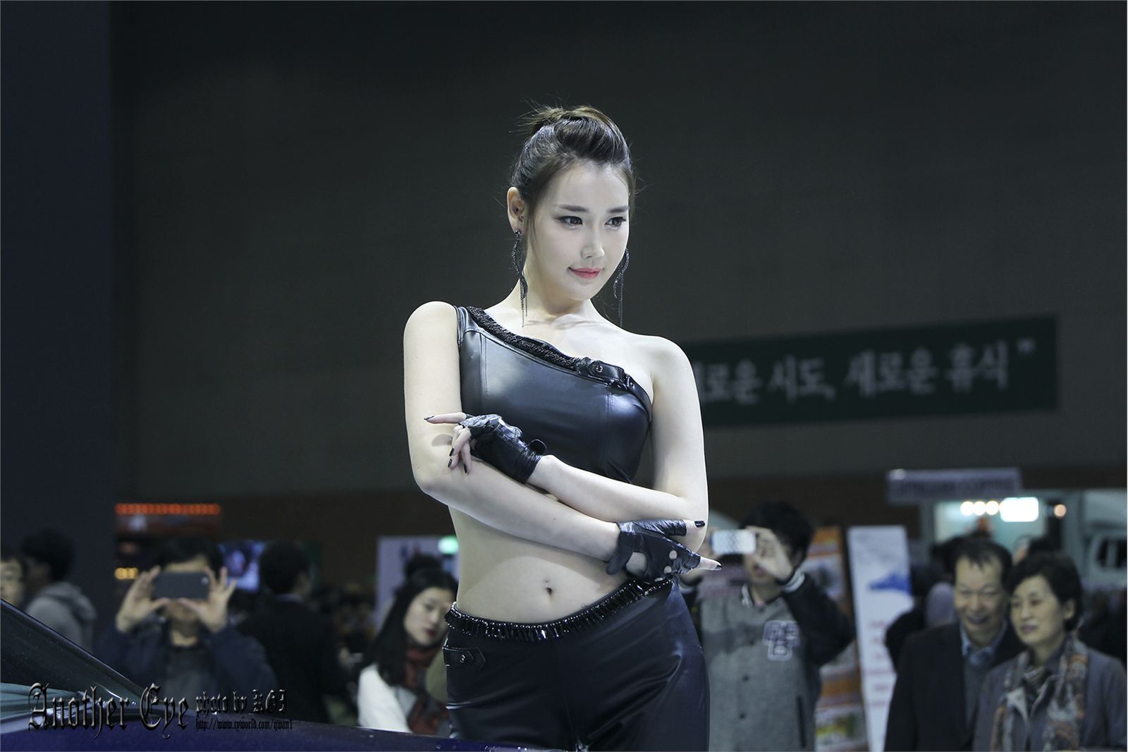 2015韩国国际车展超级车模李晓英