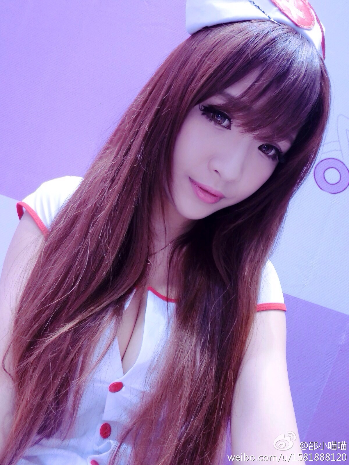 Shao Xiaomiao, a beauty with long hair