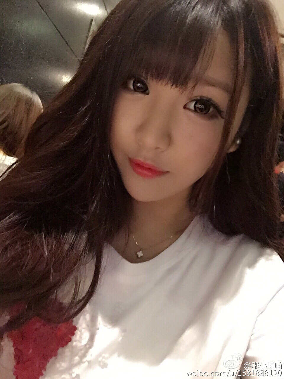 Shao Xiaomiao, a beauty with long hair