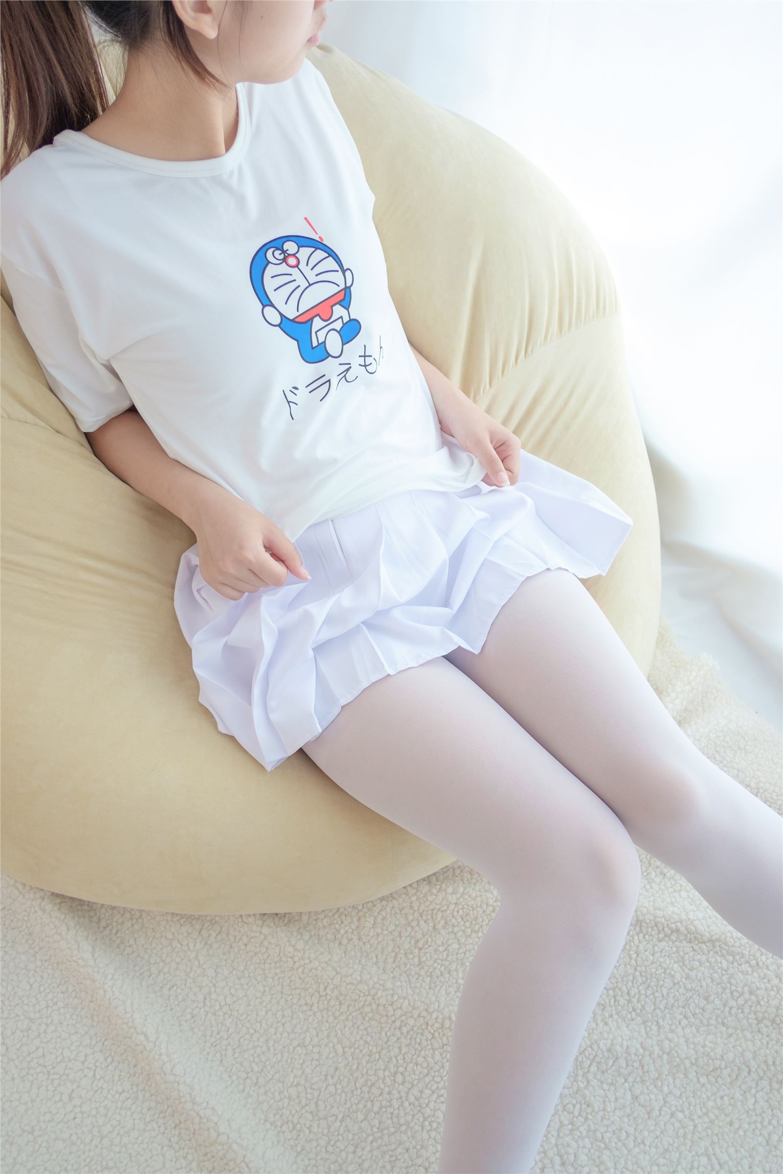 [Sen Luo financial group] rolice foot photo r15-006 white silk foot with tender water