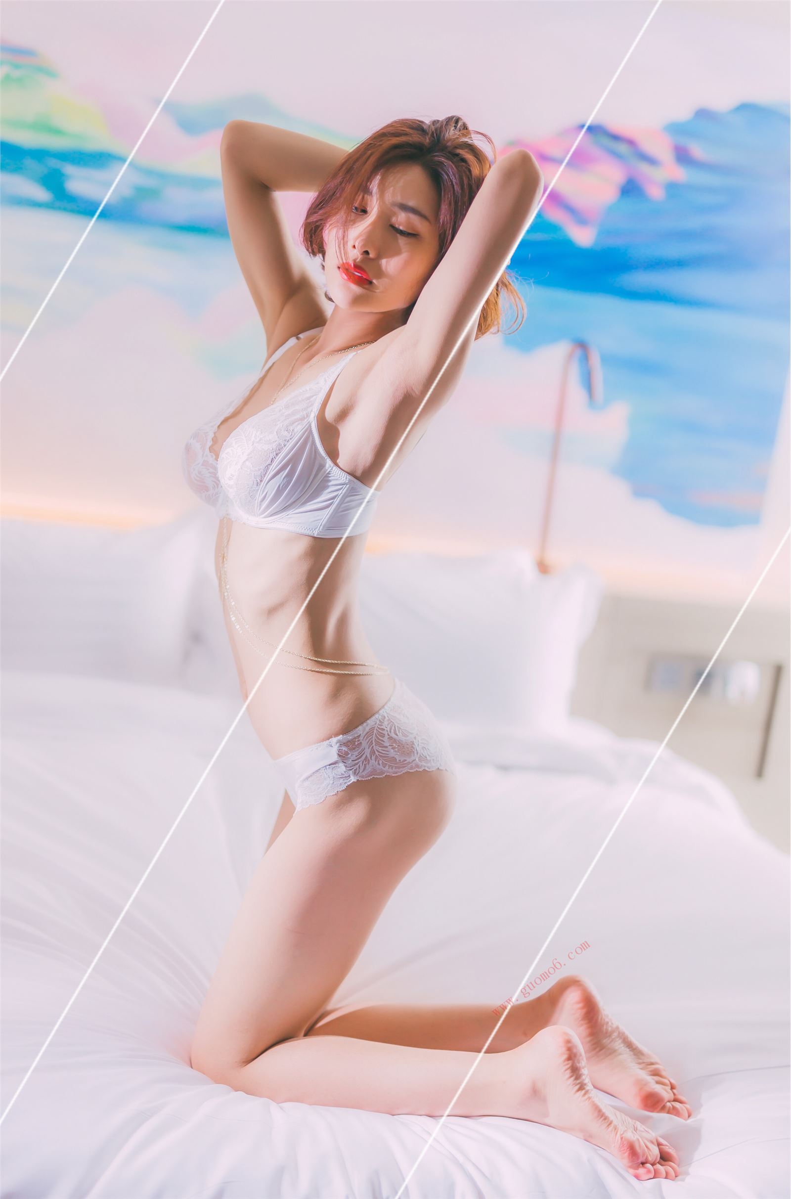 Sexy闫盼盼-2018年7月最新写真《裸心》