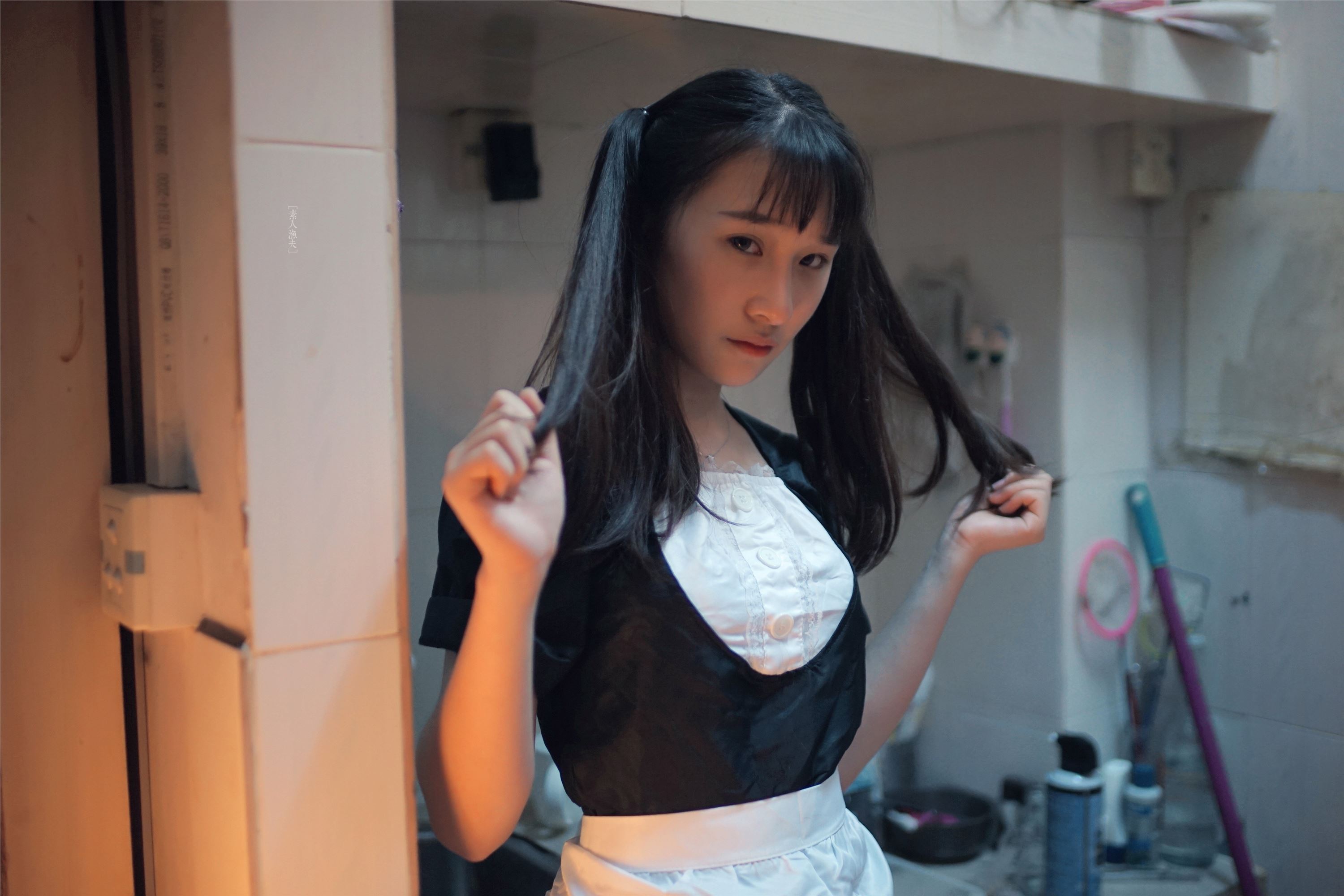 Shenzhen school uniform double horsetail cute girl maid's trip to Hong Kong