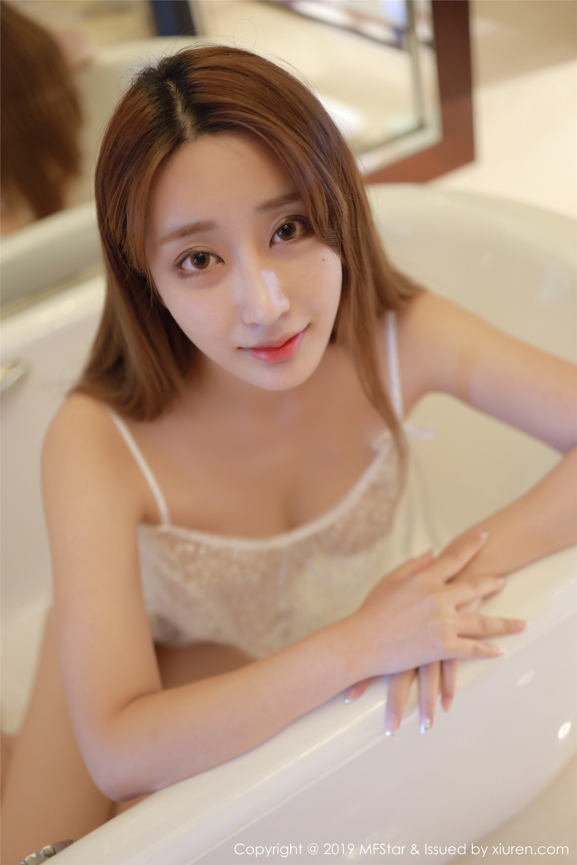 Mfstar model college August 29, 2019 vol.211 Betty Lin Zixin