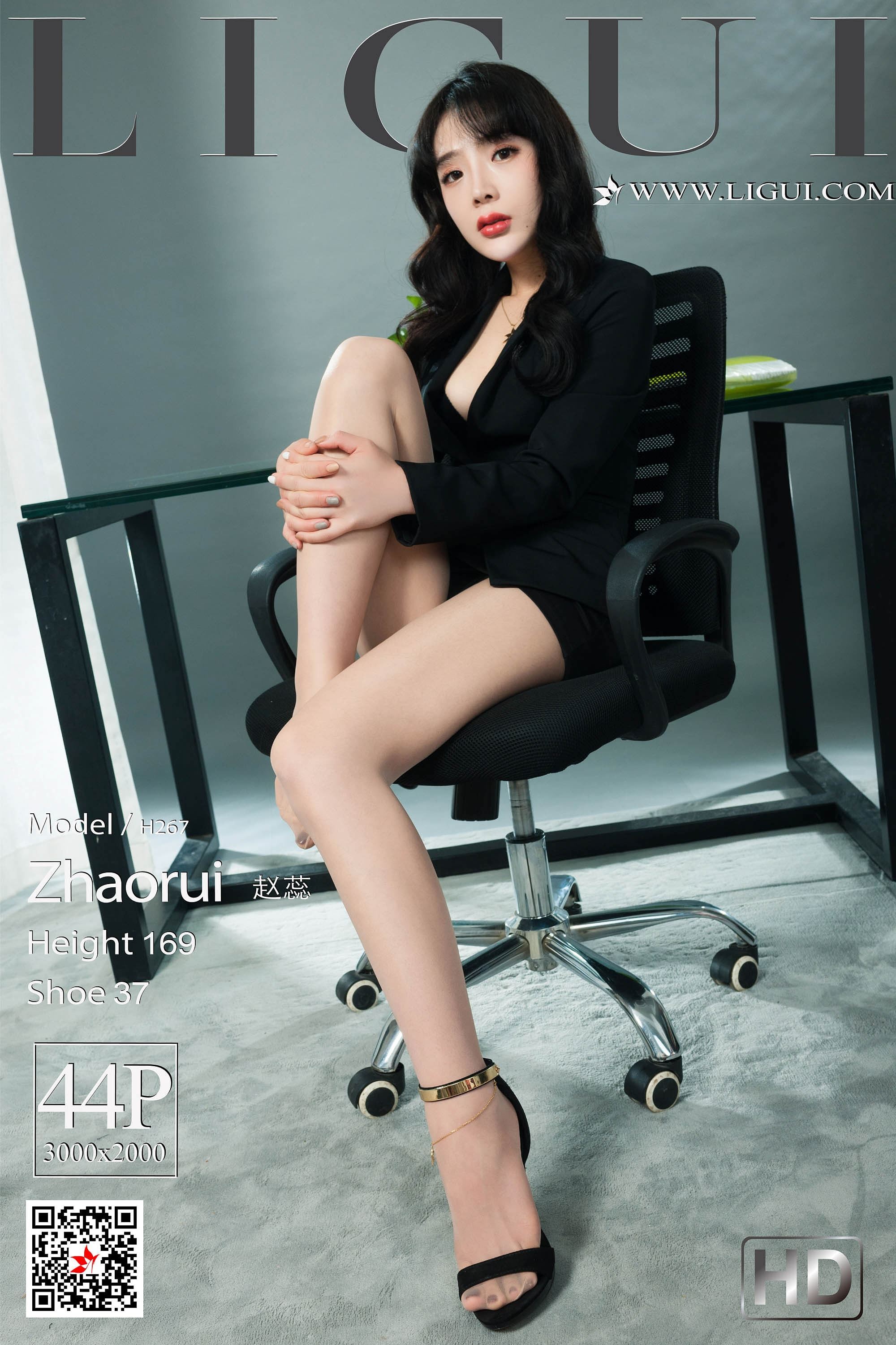 Li Gui Li cabinet October 16, 2019 network beauty model Zhao Rui