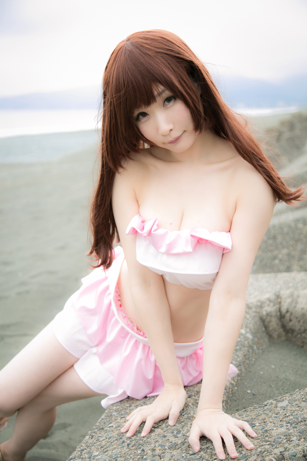 Rabbit play picture series photo - swimsuit