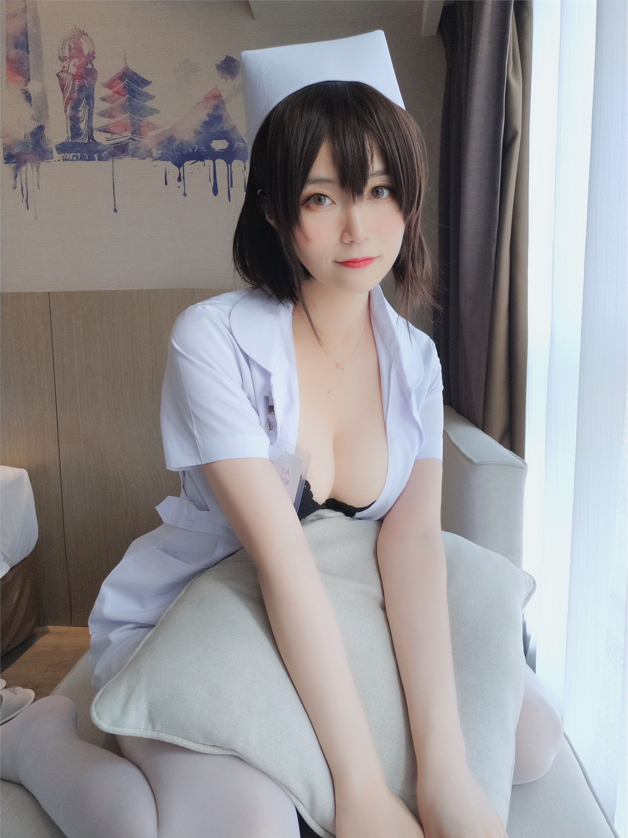 Popular Coser silver 81 charge photo short hair nurse