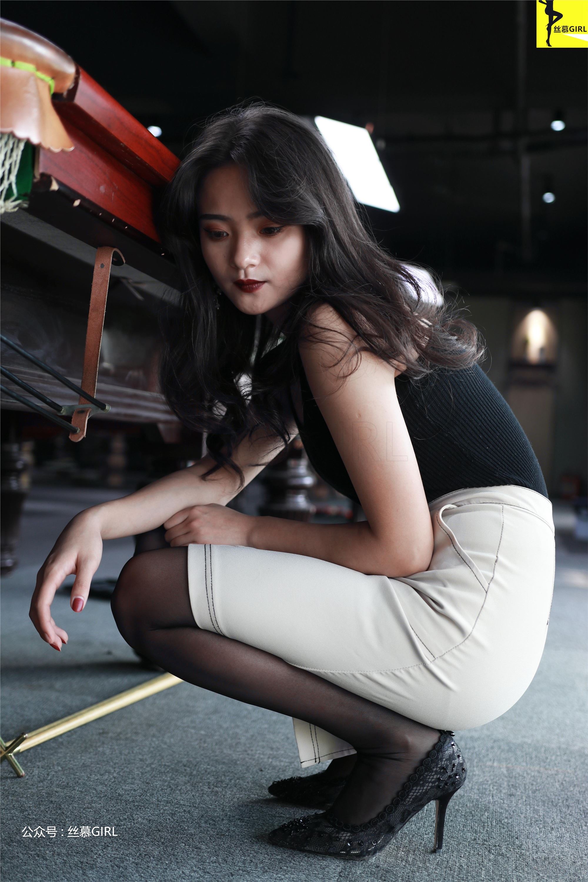 Simu photo issue 023 model: Miya's Billiards and black silk