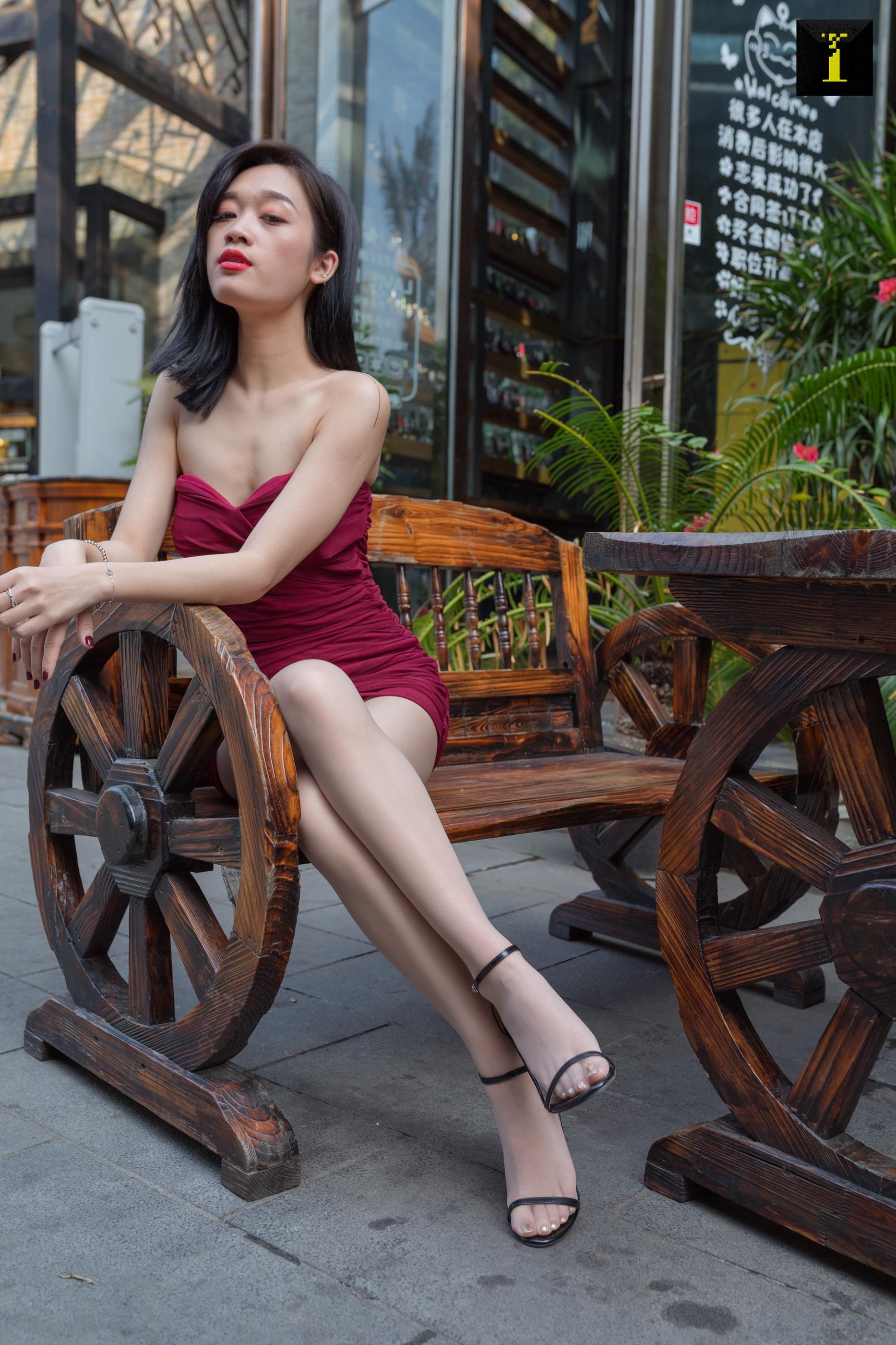 IESS funny thoughts to November 22, 2019 sixiangjia 625: little hot girl Cola out of the street