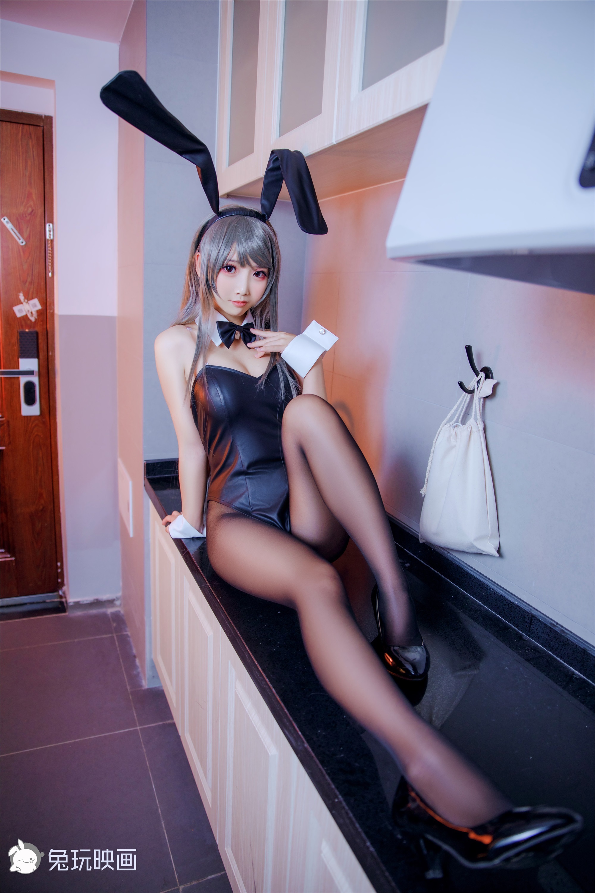 Play with rabbit series vol.096