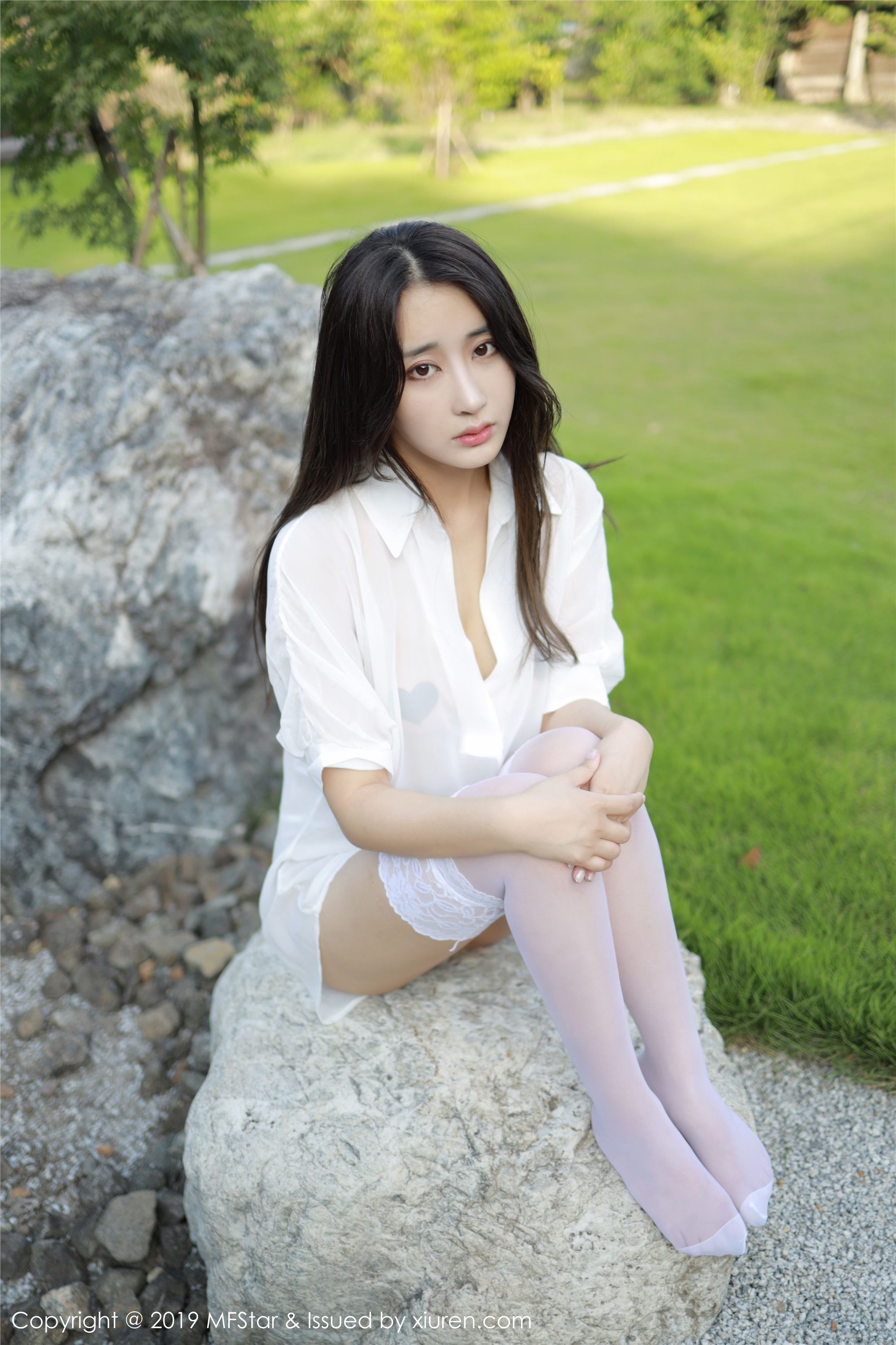 Mfstar model college October 11, 2019 Vol.219 Betty Lin Zixin