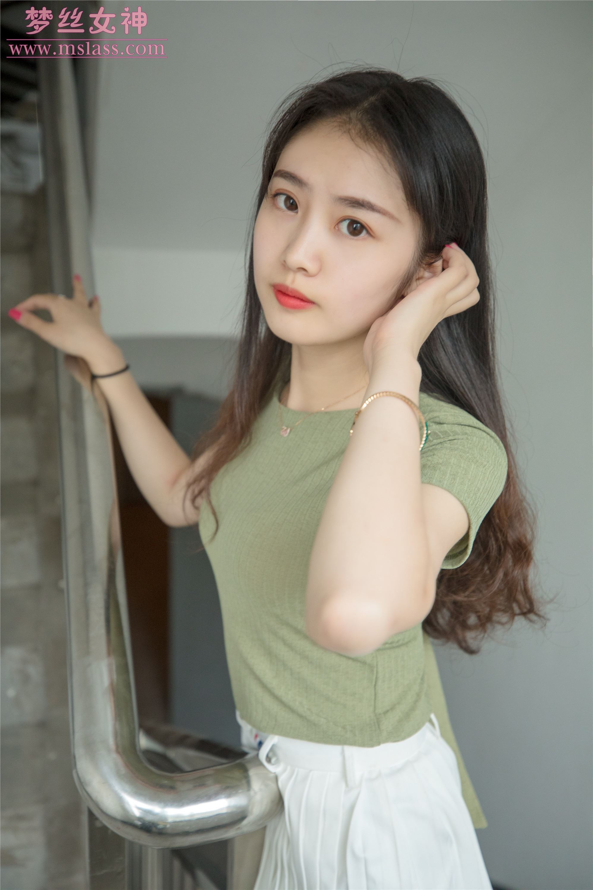 MSLASS梦丝女神2019-06-20 柳儿 侧颜太美的小姐姐 套图