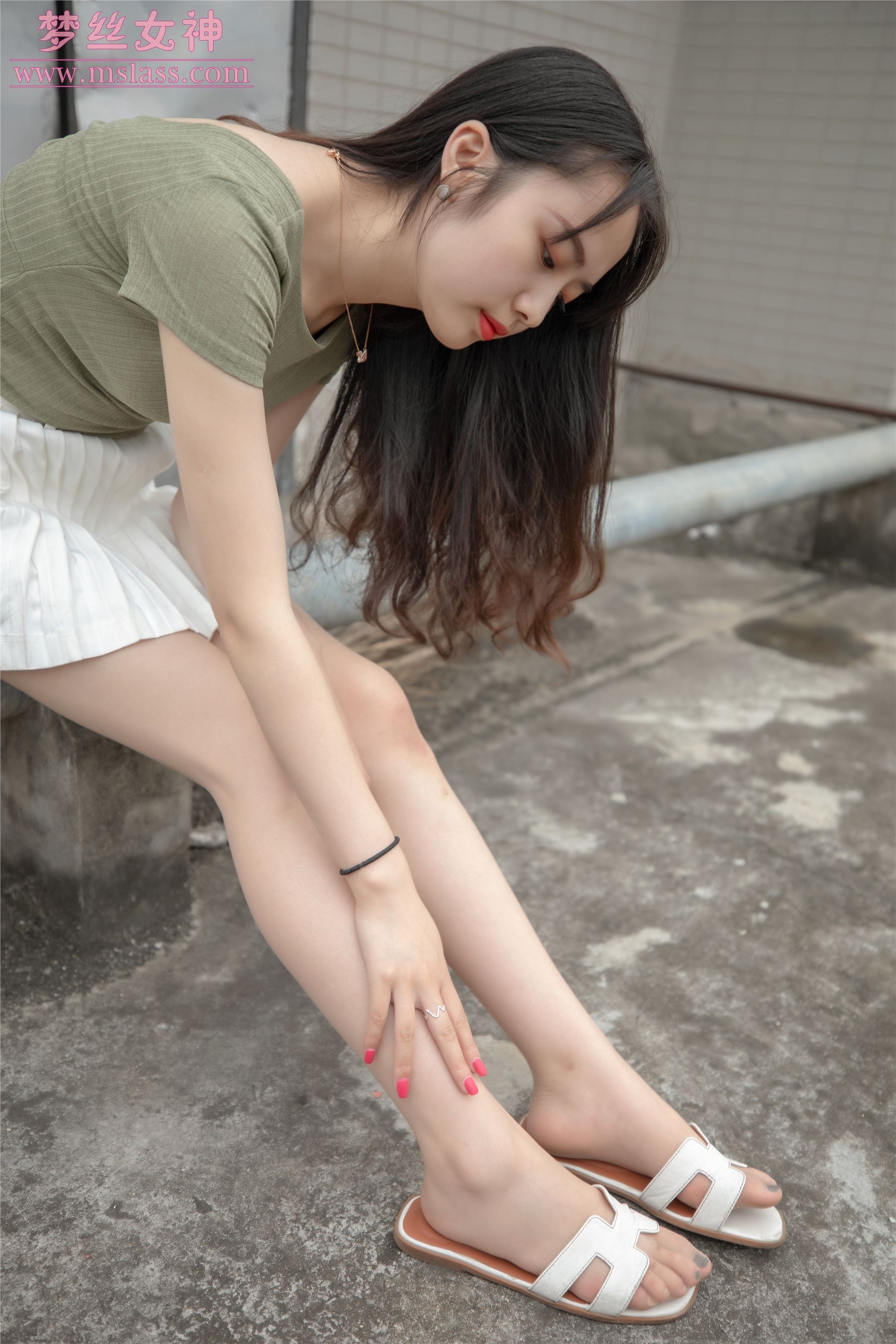 MSLASS梦丝女神2019-06-20 柳儿 侧颜太美的小姐姐 套图