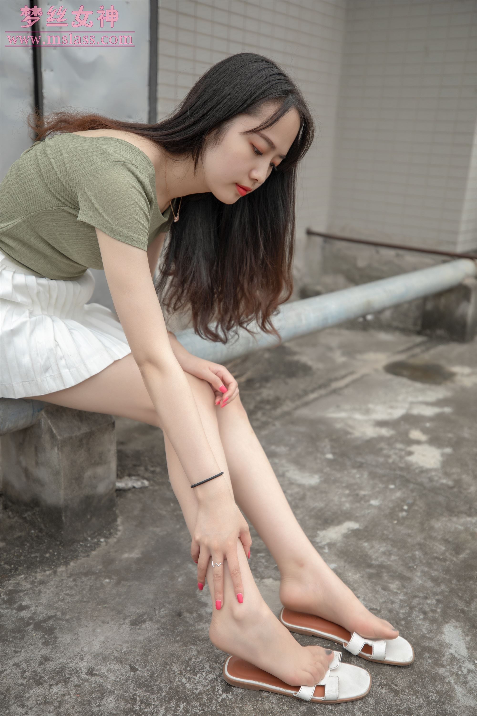 MSLASS梦丝女神2019-06-20 柳儿 侧颜太美的小姐姐 套图