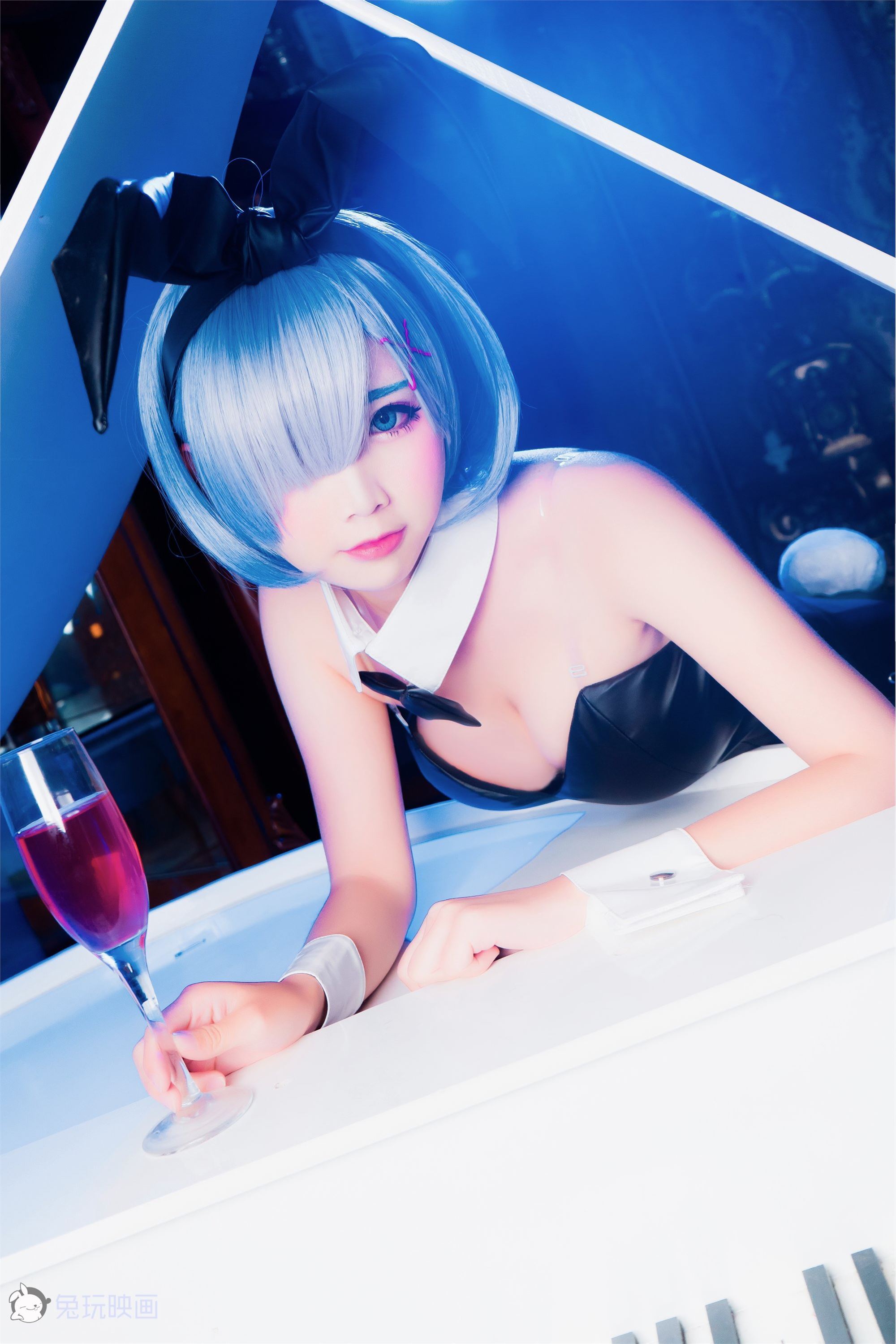 Coser pastry fairy rabbit girl