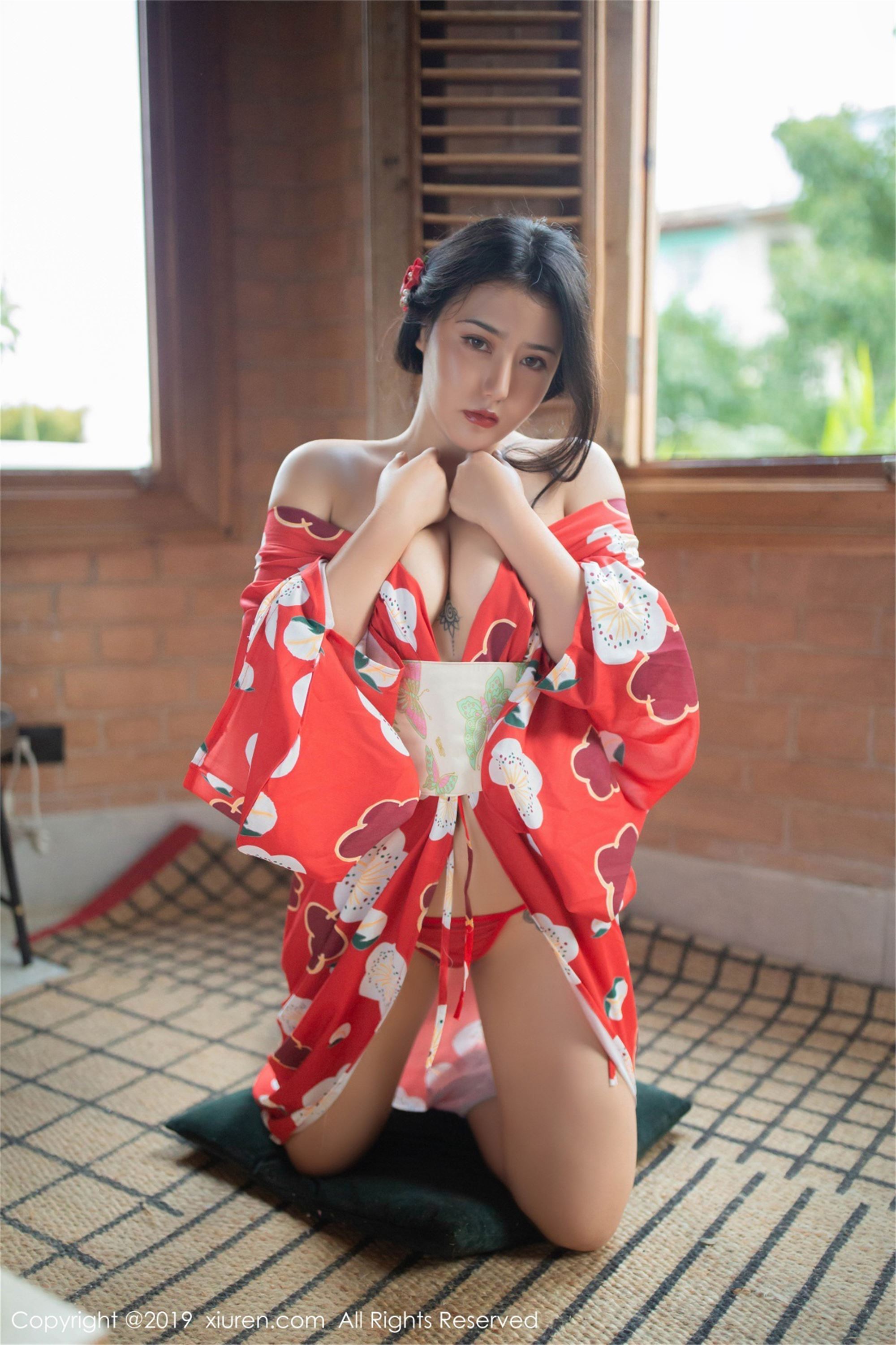 [XIUREN秀人网] 2019.06.11 No.1492 美臀女神 Manuela玛鲁娜