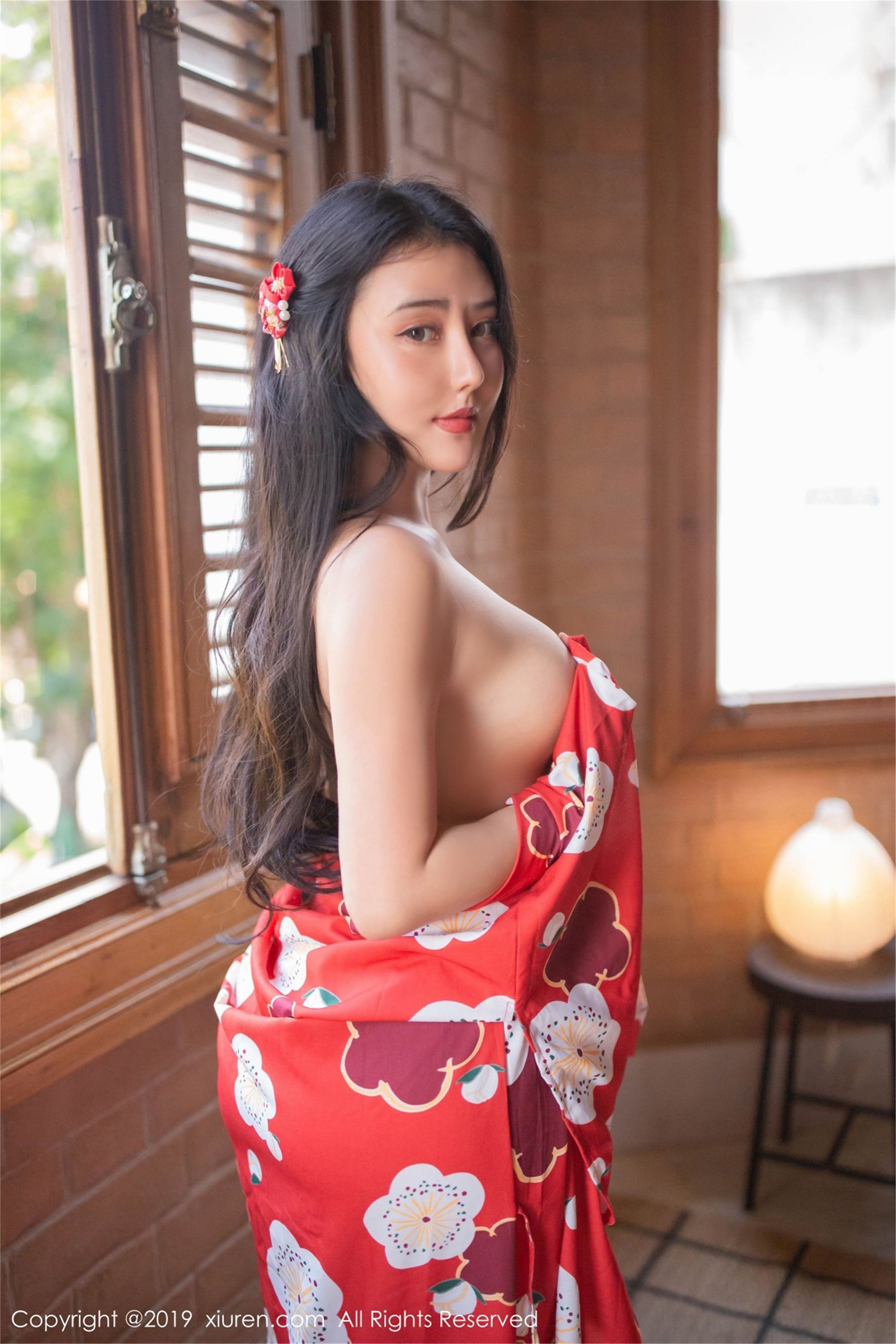 [XIUREN秀人网] 2019.06.11 No.1492 美臀女神 Manuela玛鲁娜