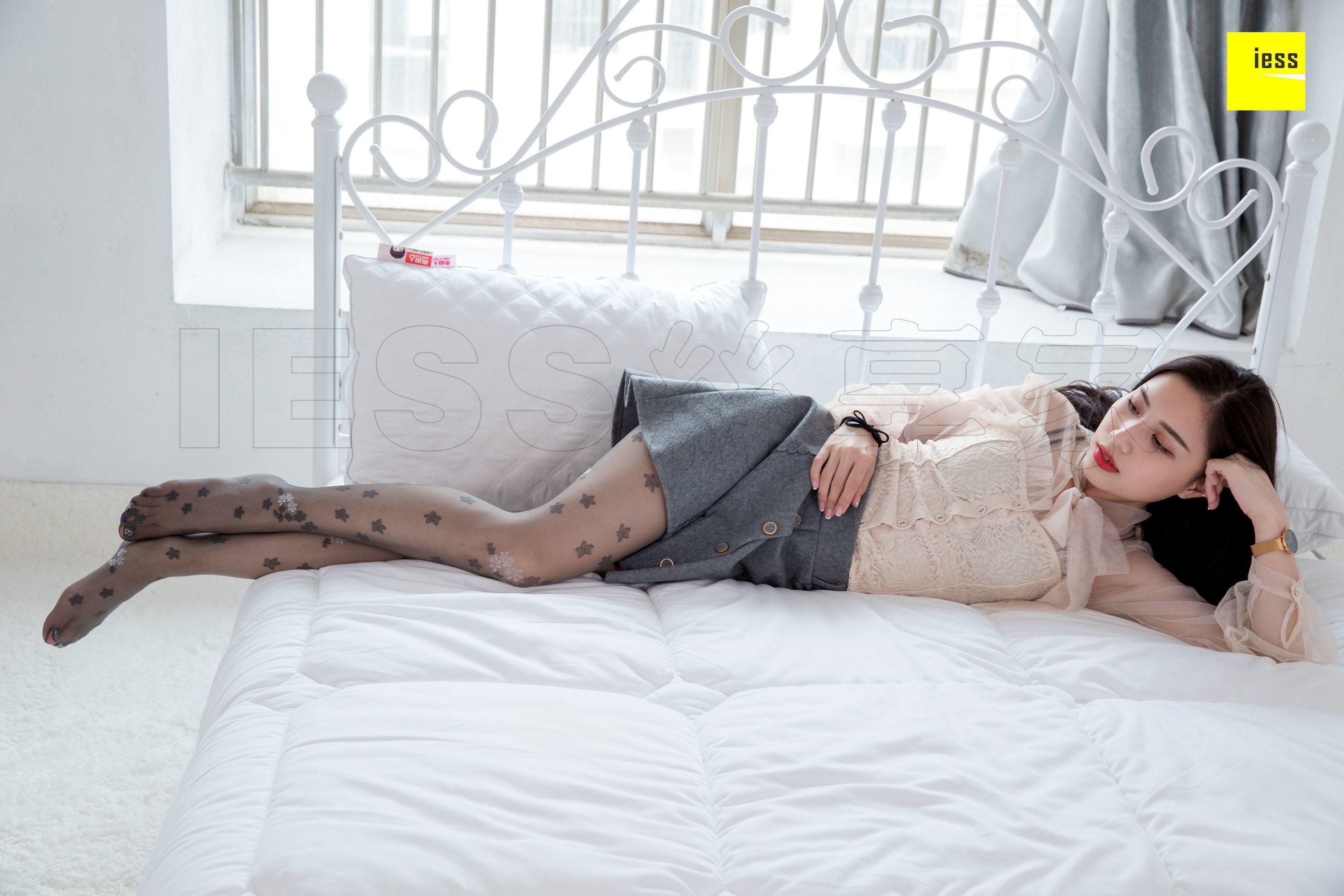 IESS异思趣向  2018.06.21 丝享家259：《辣妈花朵灰丝》辣妈（君君）