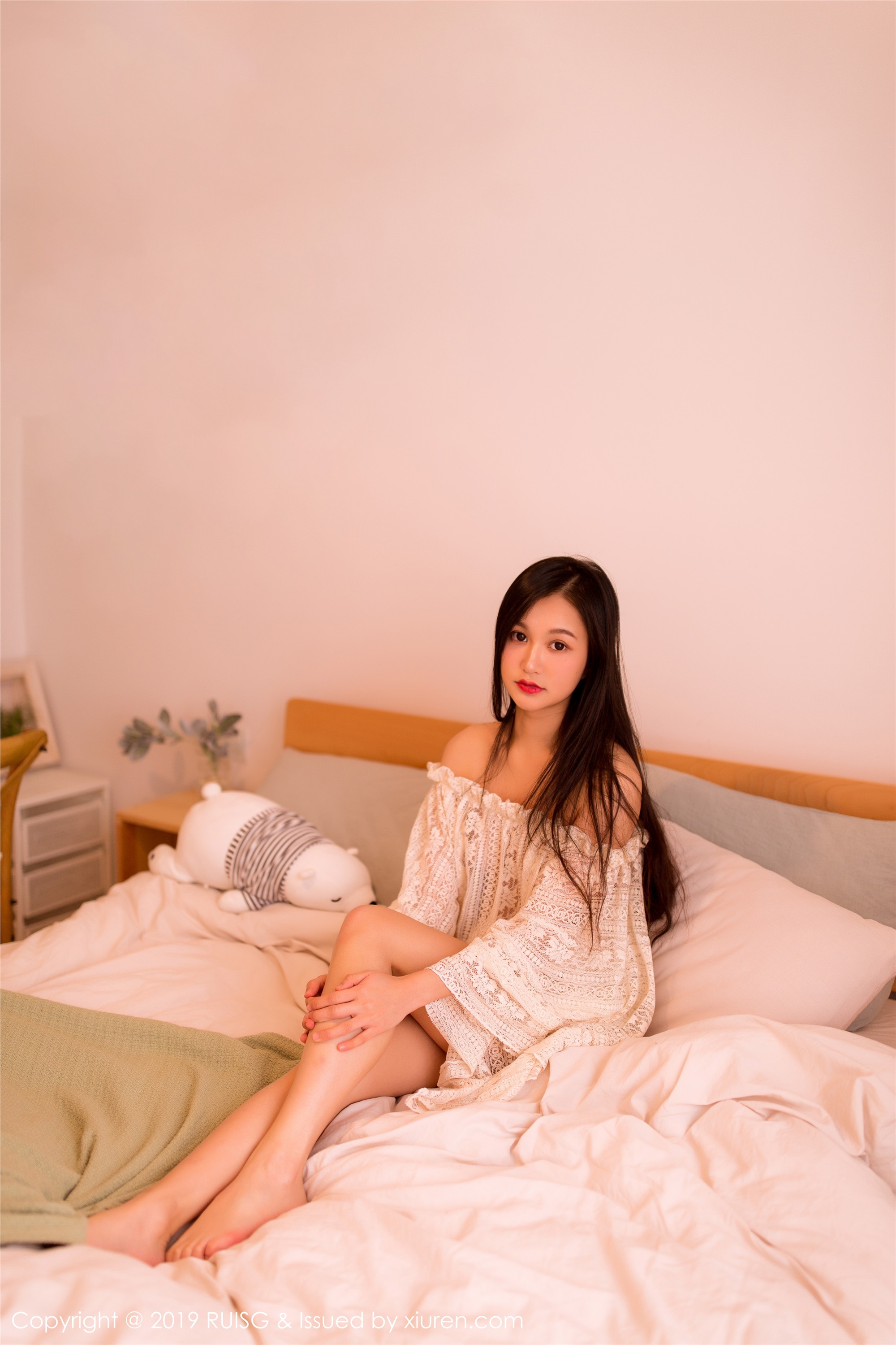 RUISG瑞丝馆 2019.06.19 Vol.066 深紫Julie