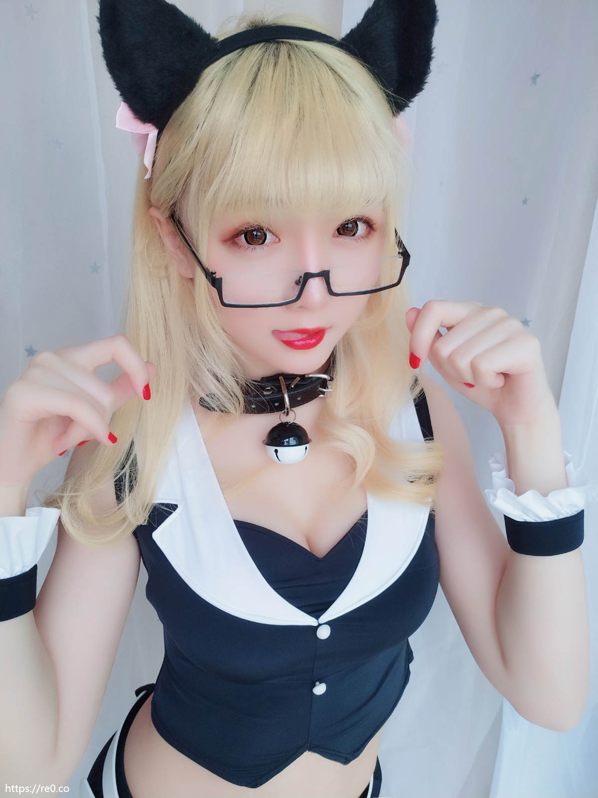 Bad girl Secretary Bao gudazi concert cat ear Secretary